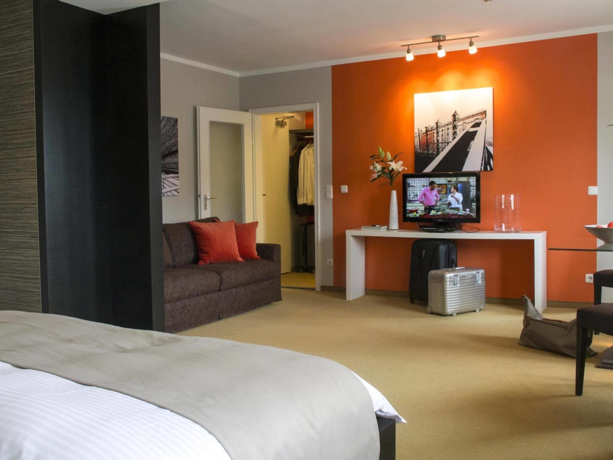 Concept Living Serviced Aparthotel Munich
